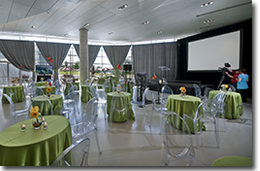 Special event set-up in the Café, Canadian War Museum.
© Canadian Museum of History, photo Marie-Louise Deruaz, IMG2011-0227-0009-Dm
