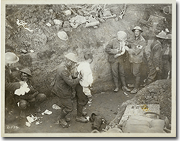 Wounded soldiers being treated during the Battle of Courcelette, September 15, 1916.
George Metcalf Archival Collection
CWM 19920044-639
O.736
© Canadian War Museum
