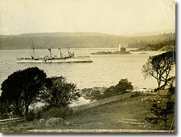 HMCS Rainbow at Esquimalt, British Columbia, November 1910.
George Metcalf Archival Collection
CWM 19790602-053
© Canadian War Museum
