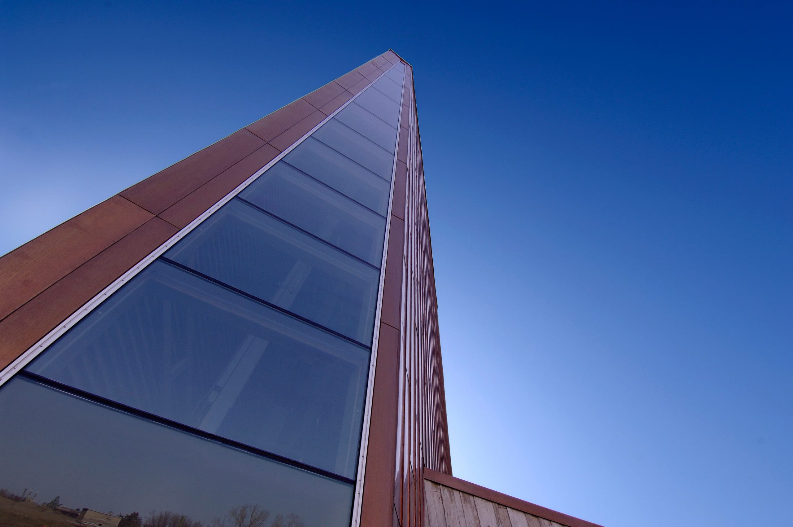 A glass wall of the Canadian War Museum.